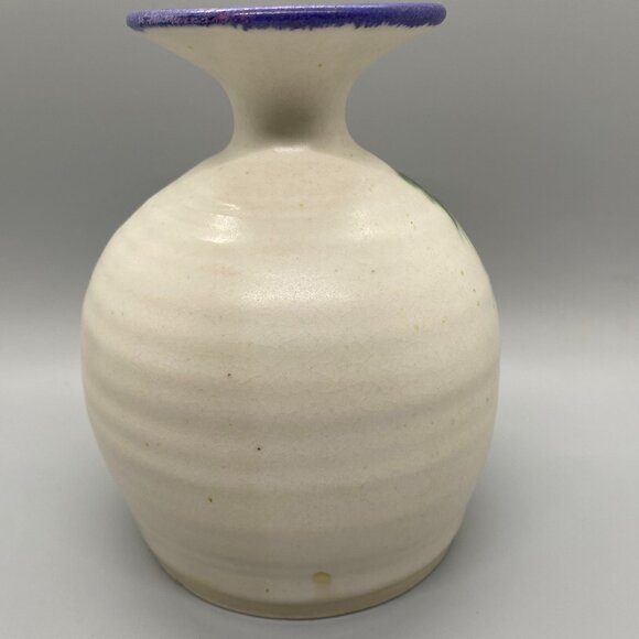 Clouds Folsom Signed Single Stem Pottery Vase Heart Flower Evergreen Bough - Picture 3 of 9